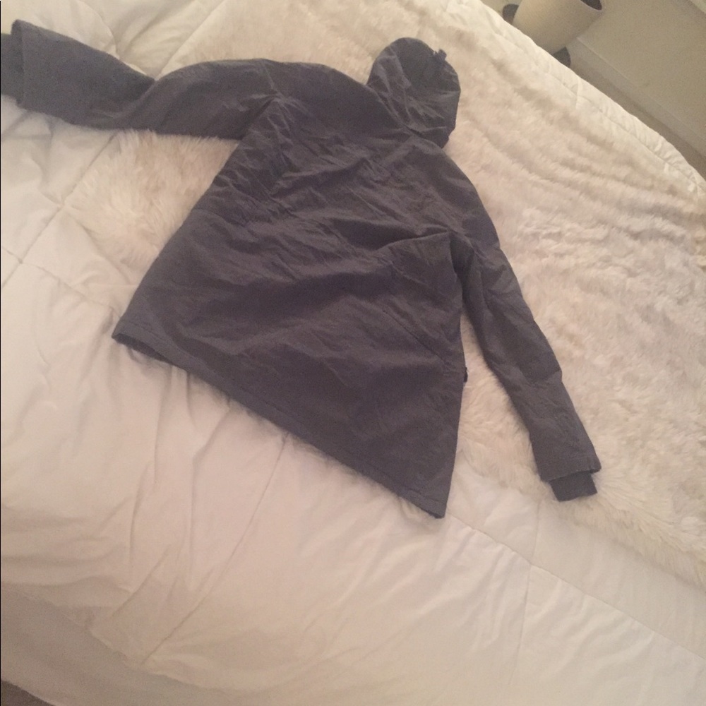 Coat - Picture 2 of 6